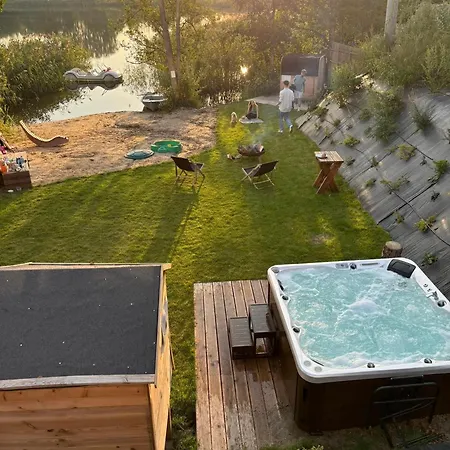 Dom Nad Jeziorem Mazury - Pod Napieciem 2 וילה *